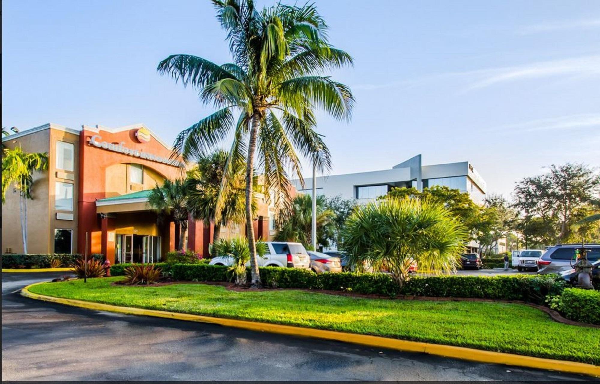 Comfort Inn & Suites Fort Lauderdale West Turnpike Lauderdale Lakes Zewnętrze zdjęcie